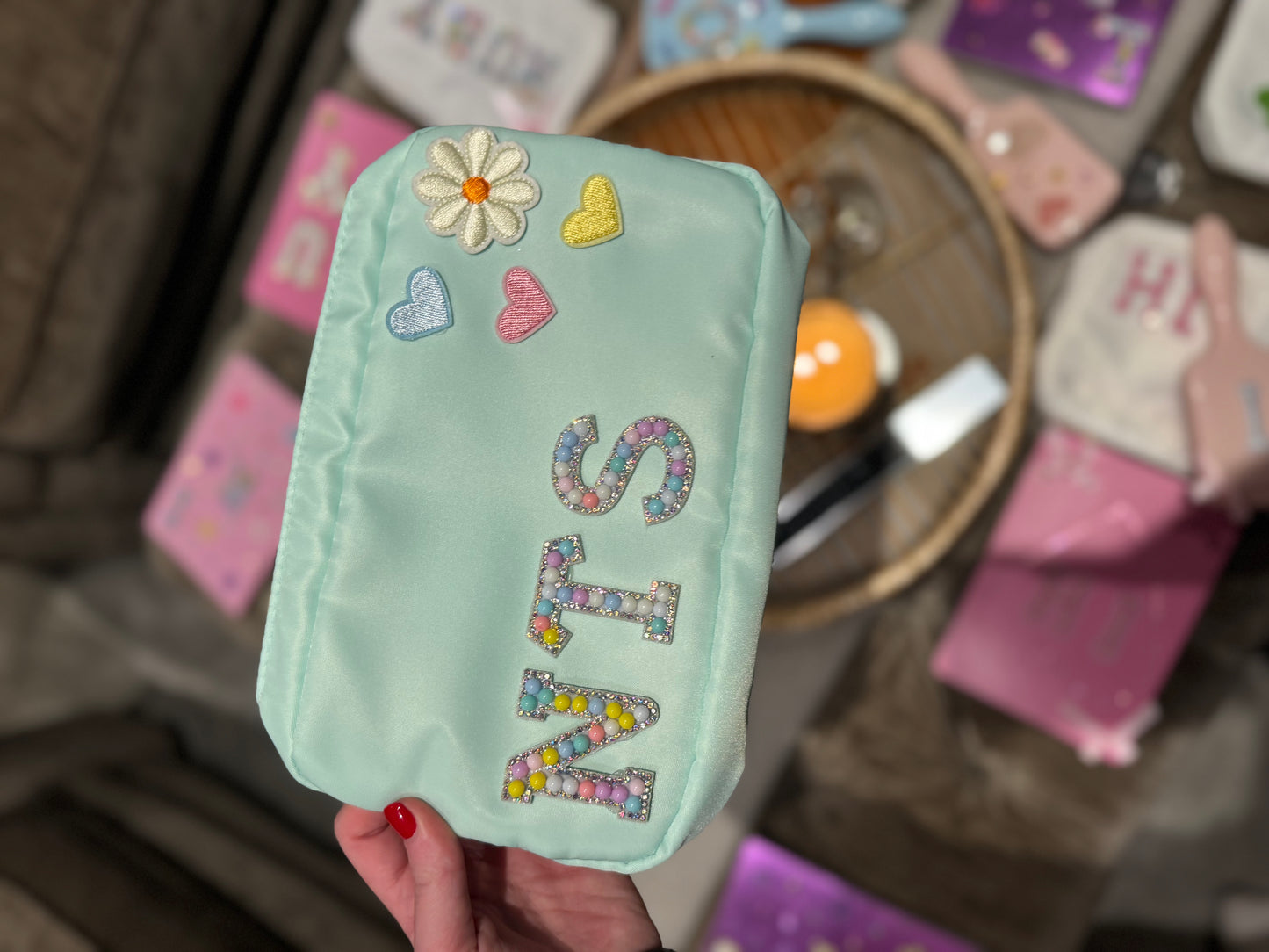 MAKE YOUR OWN MAKEUP BAG