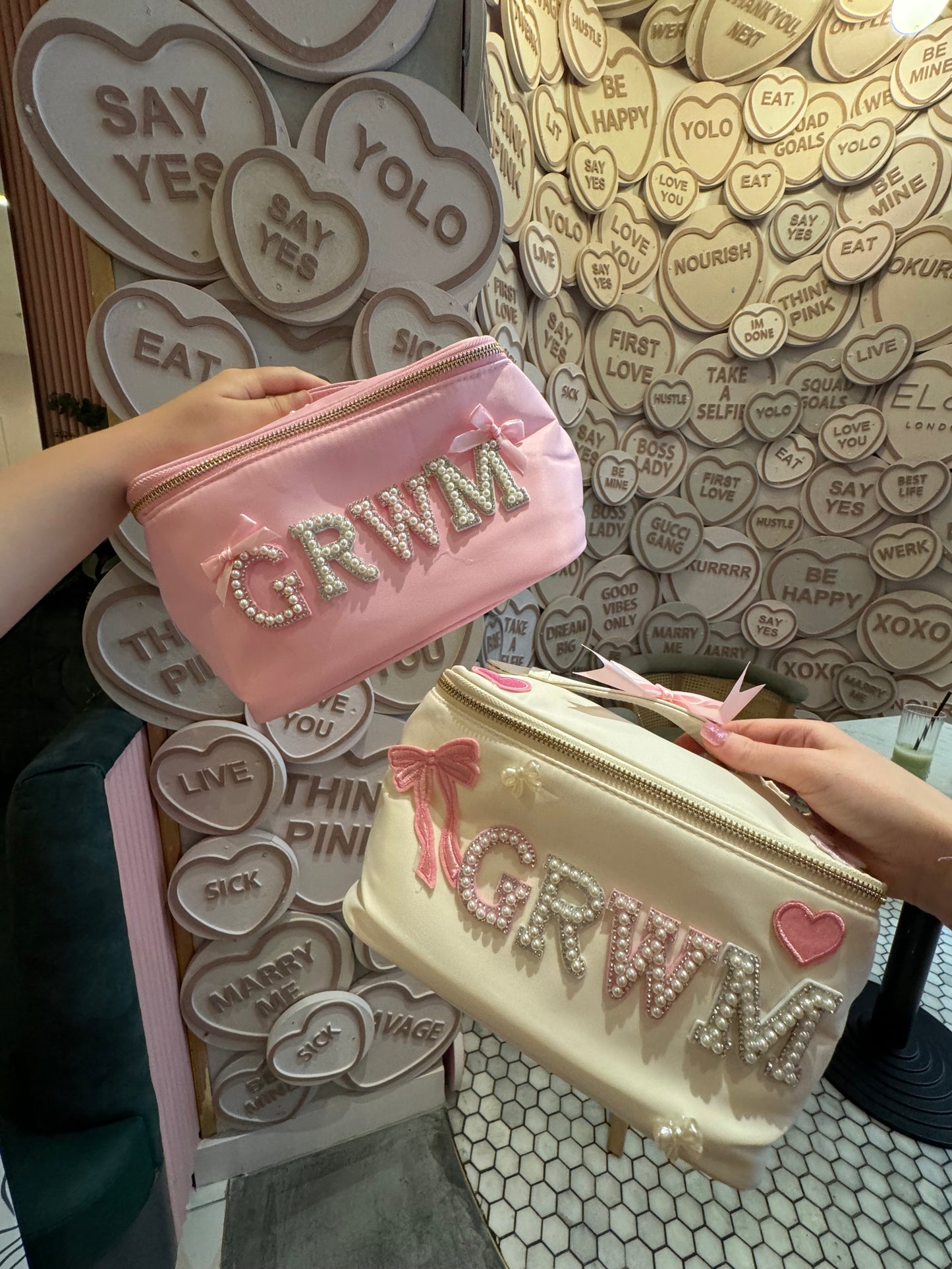 MAKE YOUR OWN VANITY CASE