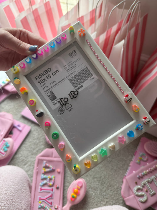 MAKE YOUR OWN PHOTO FRAME KIT