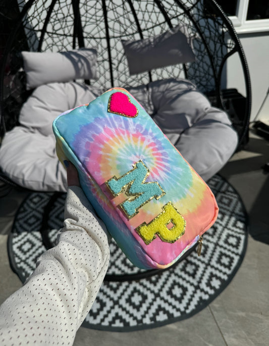 MAKE YOUR OWN TIE DIE MAKEUP BAG