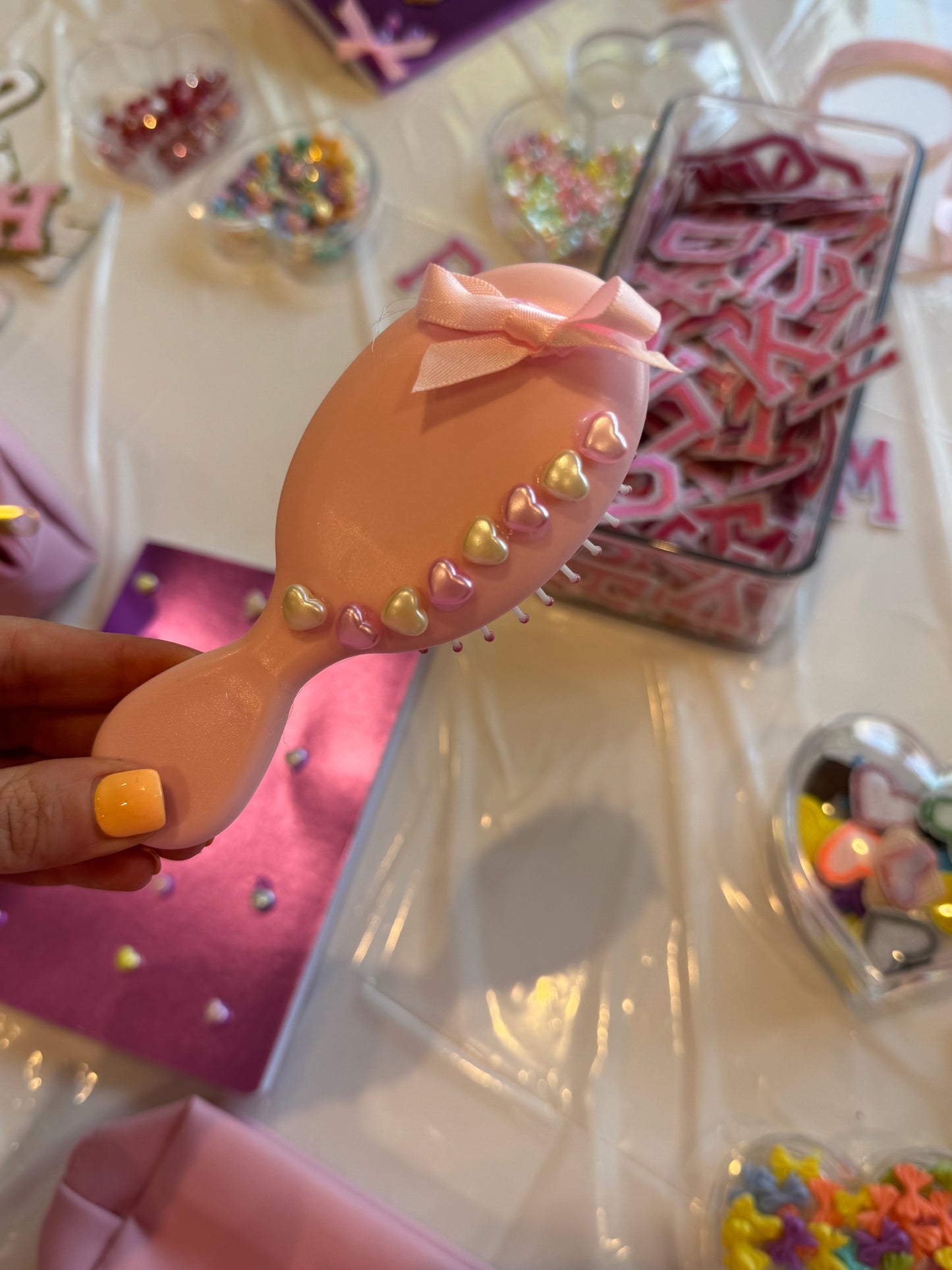 MAKE YOUR OWN MINI HAIRBRUSH