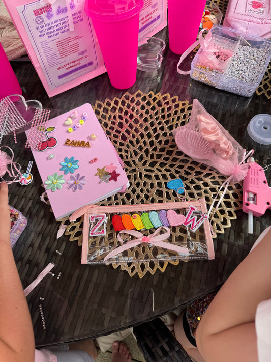 MAKE YOUR OWN PENCIL CASE KIT