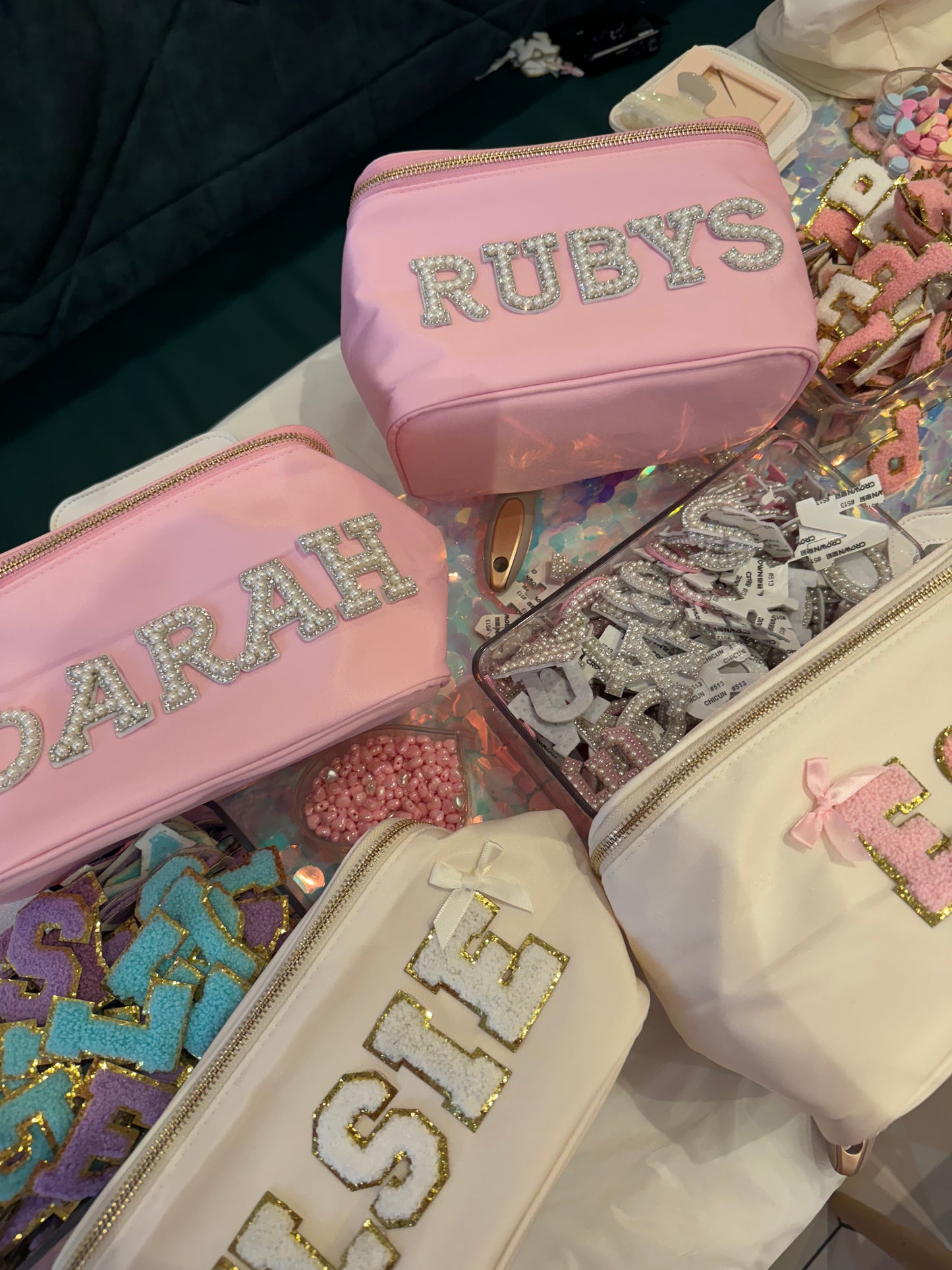 MAKE YOUR OWN VANITY CASE